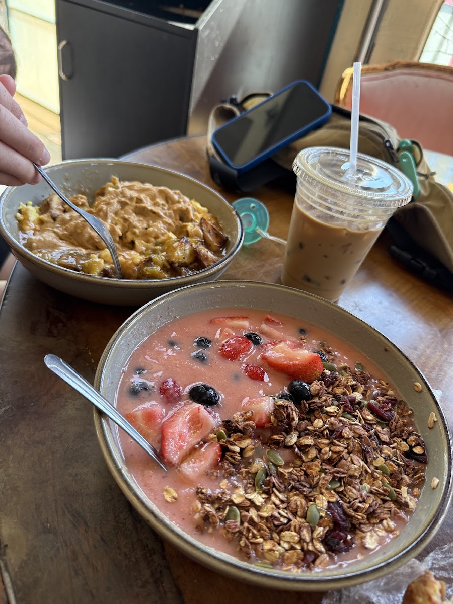 Bunny And Clyde's Corner Cafe And Market Photos 2